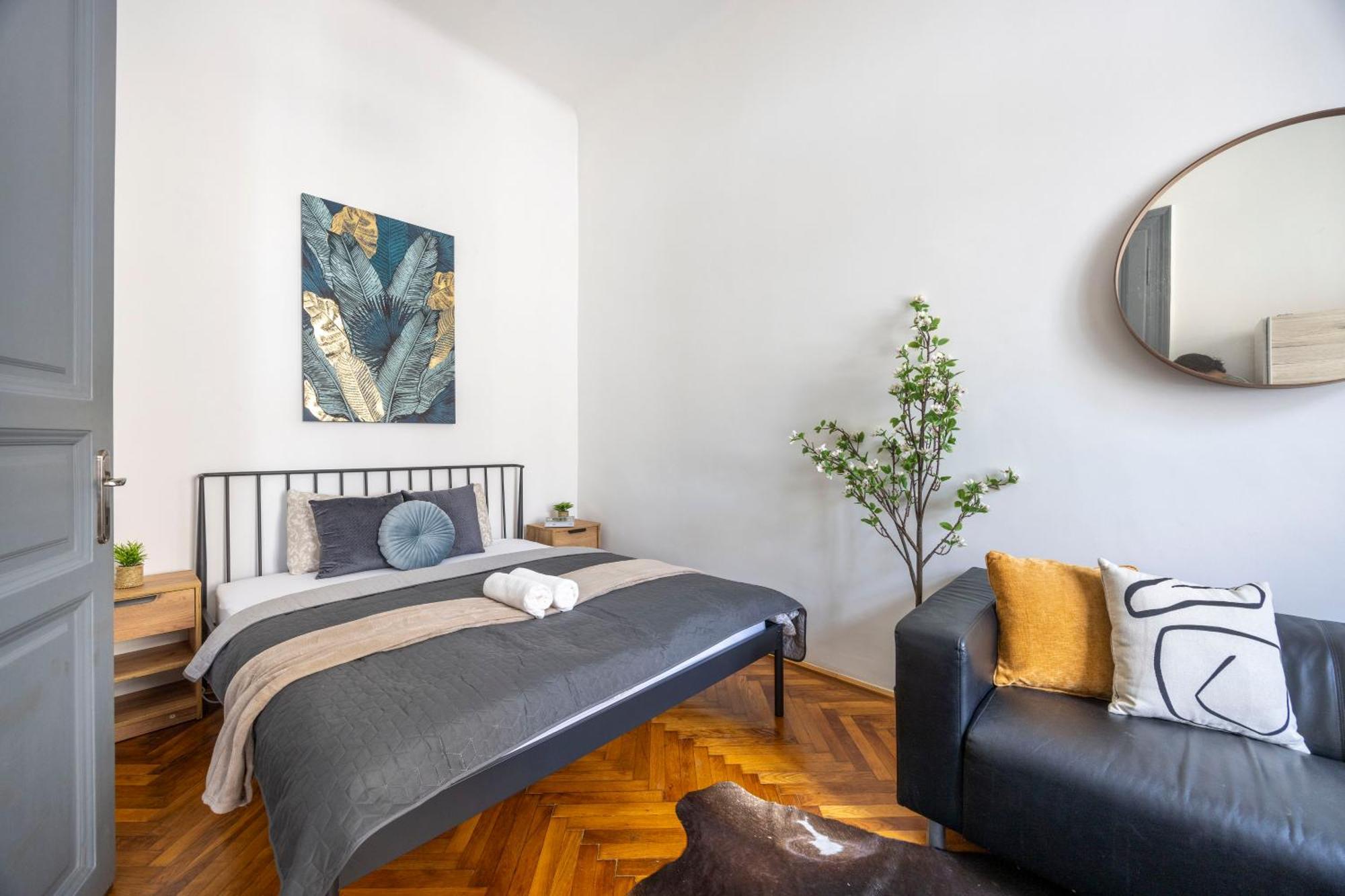 Charming & Cozy Stylish Apartment In The Heart Of Budapest Eksteriør billede