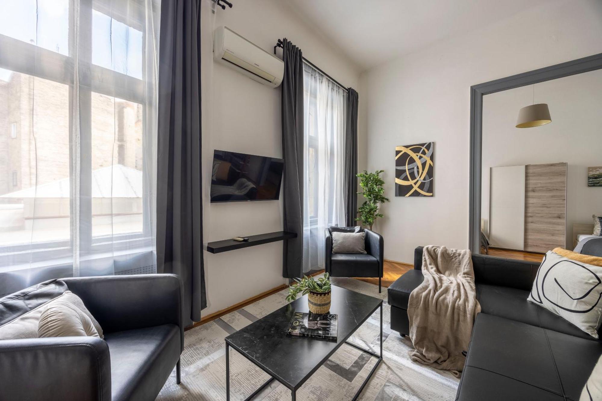 Charming & Cozy Stylish Apartment In The Heart Of Budapest Eksteriør billede