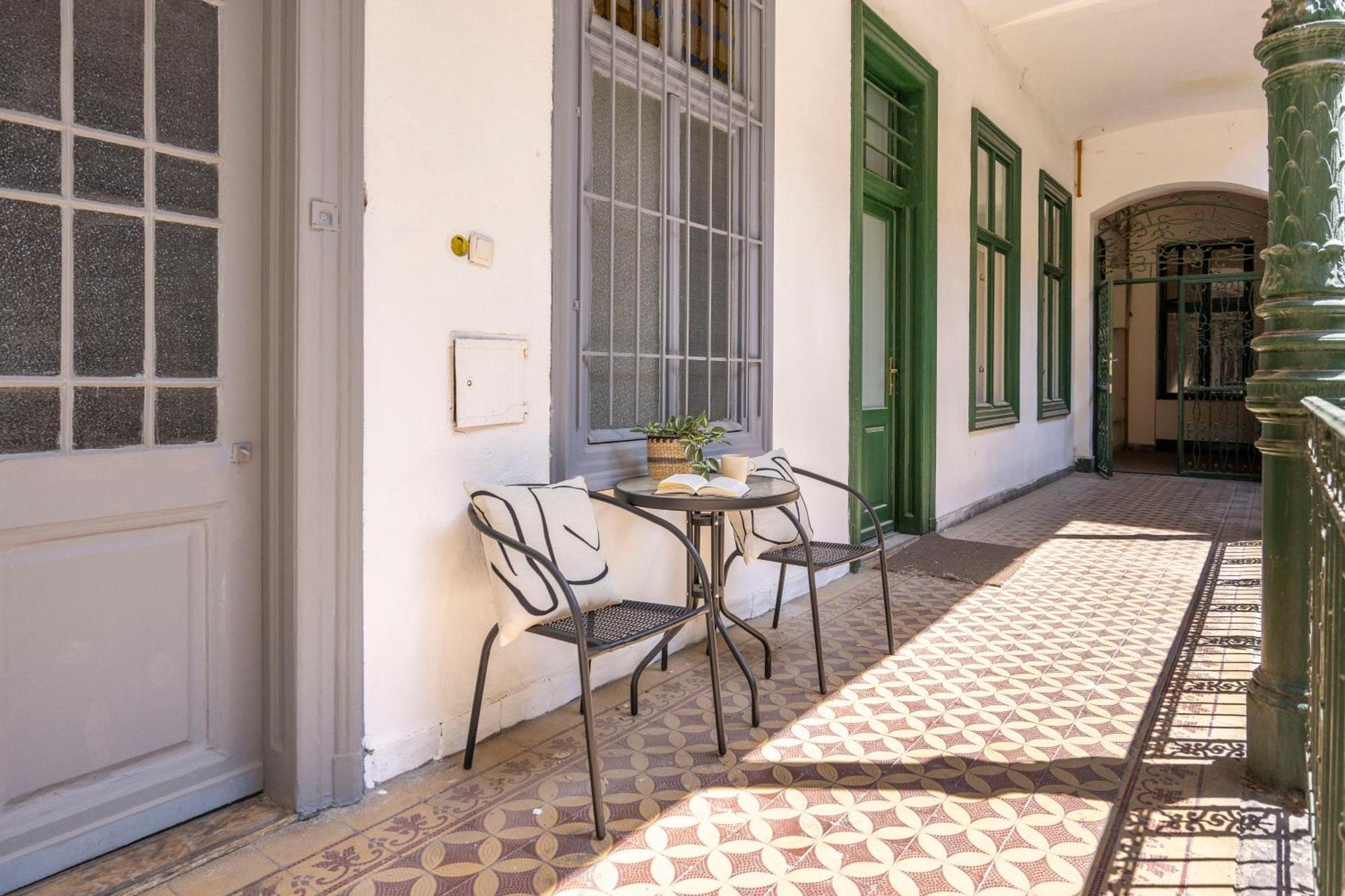 Charming & Cozy Stylish Apartment In The Heart Of Budapest Eksteriør billede